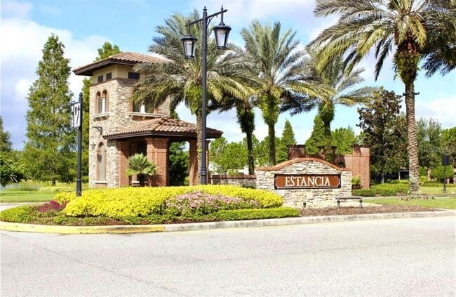 Building Photo - 4841 San Martino Dr