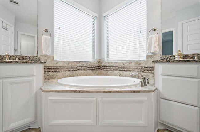 Building Photo - 23203 Morning Dove Bend Ln