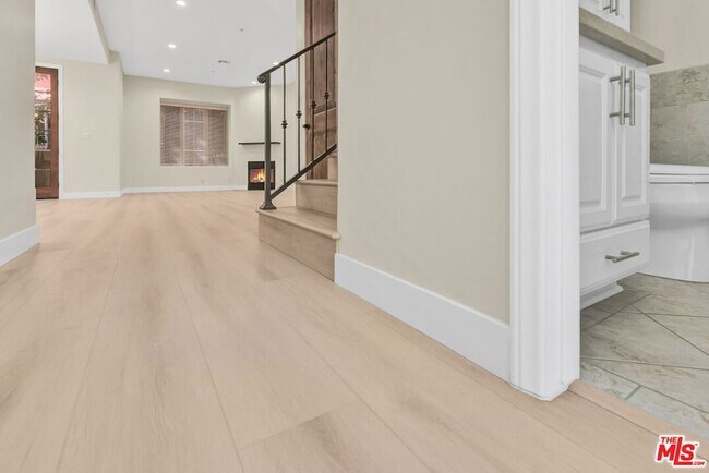 Building Photo - 3833 Huron Ave