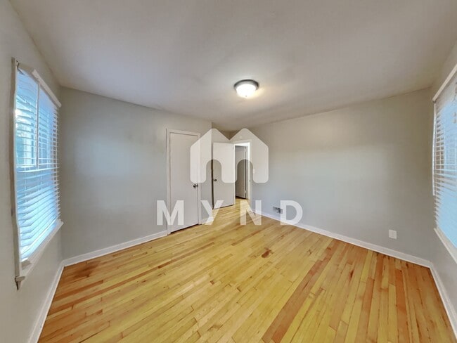Building Photo - 1229 Lynn Acres Dr