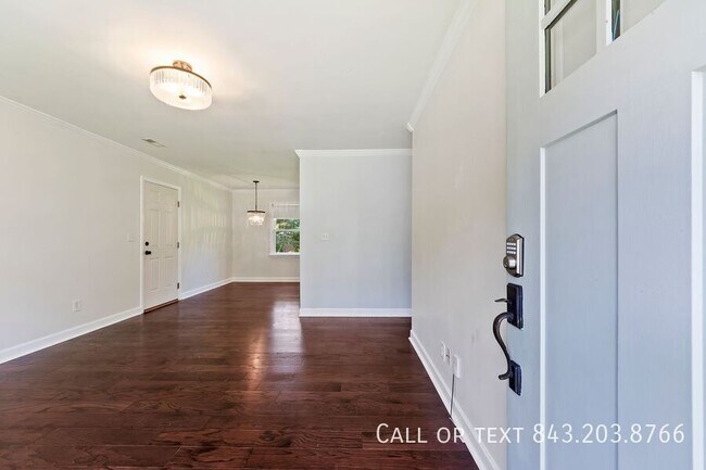 Building Photo - 342 Water Oak Dr