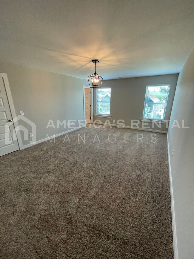 Building Photo - 286 Shiloh Creek Dr