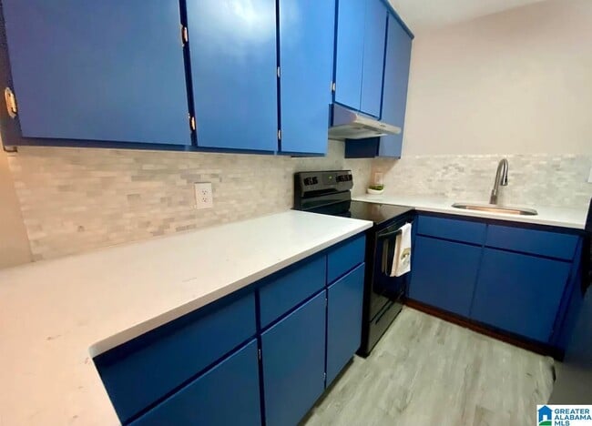 Building Photo - 3101 Lorna Rd