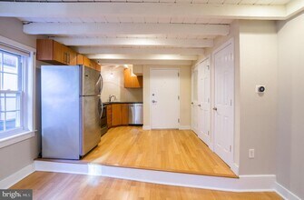 Building Photo - 1431 Spruce St