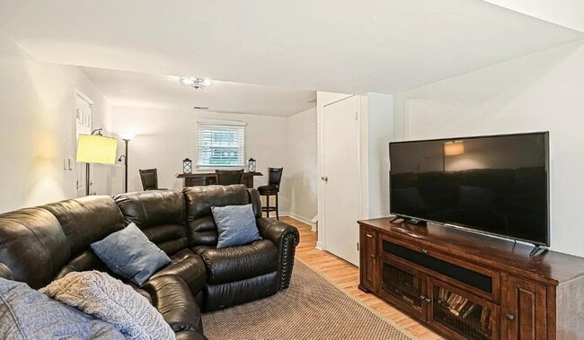 Building Photo - 8988 Buckskin Ct