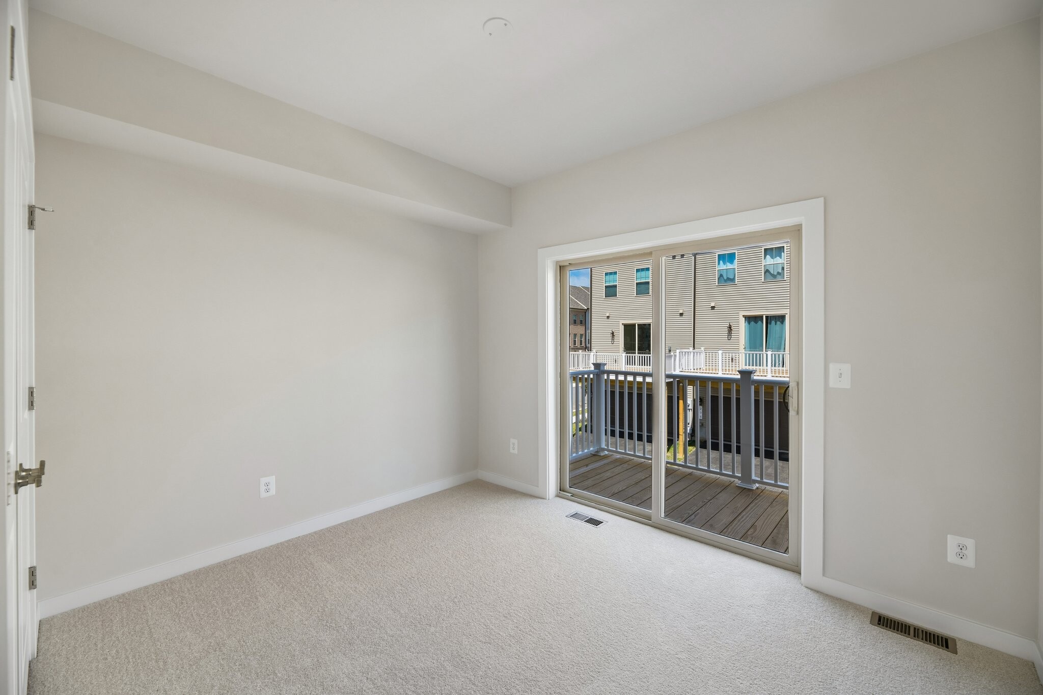 Building Photo - 1059 Inferno Ter SE