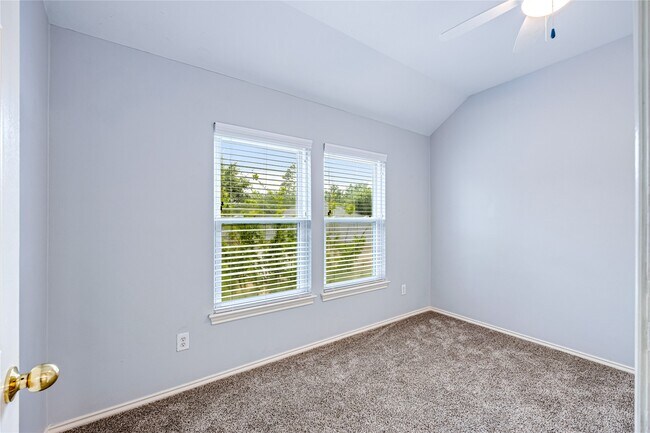 Building Photo - 28507 Chateau Springs Ct