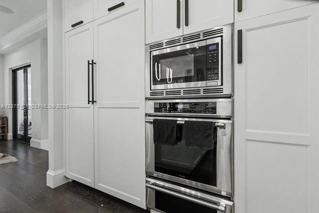 Building Photo - 2627 Castilla Isle