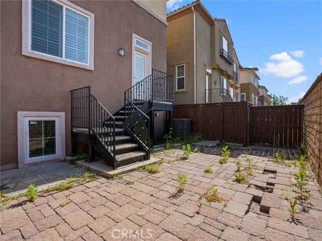 Building Photo - 1309 Songbird Way