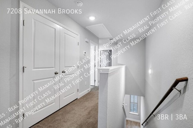 Building Photo - 7208 Savannah Brooks
