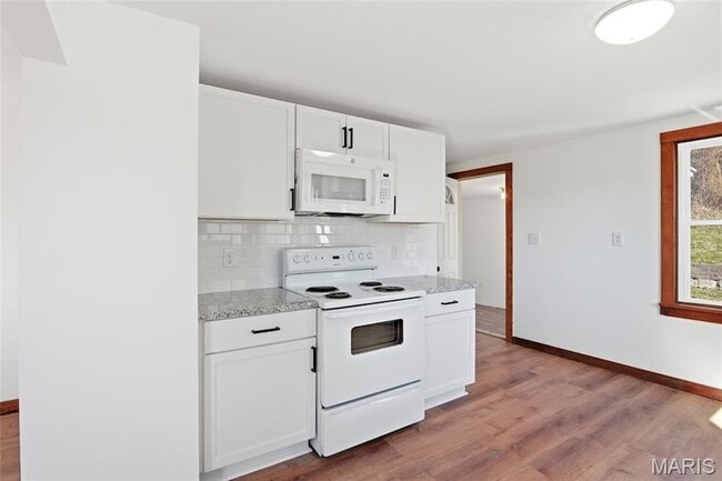 Building Photo - 921 Vine St