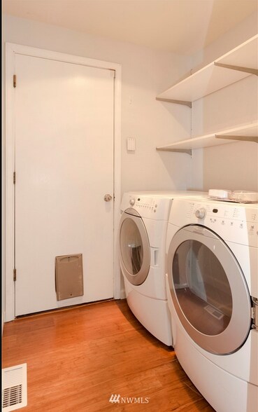 Building Photo - 2319 210th St SE