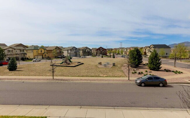 Building Photo - 3832 Sierra Glen Pl