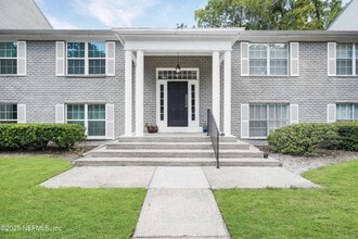 Building Photo - 4315 Plaza Gate Ln S