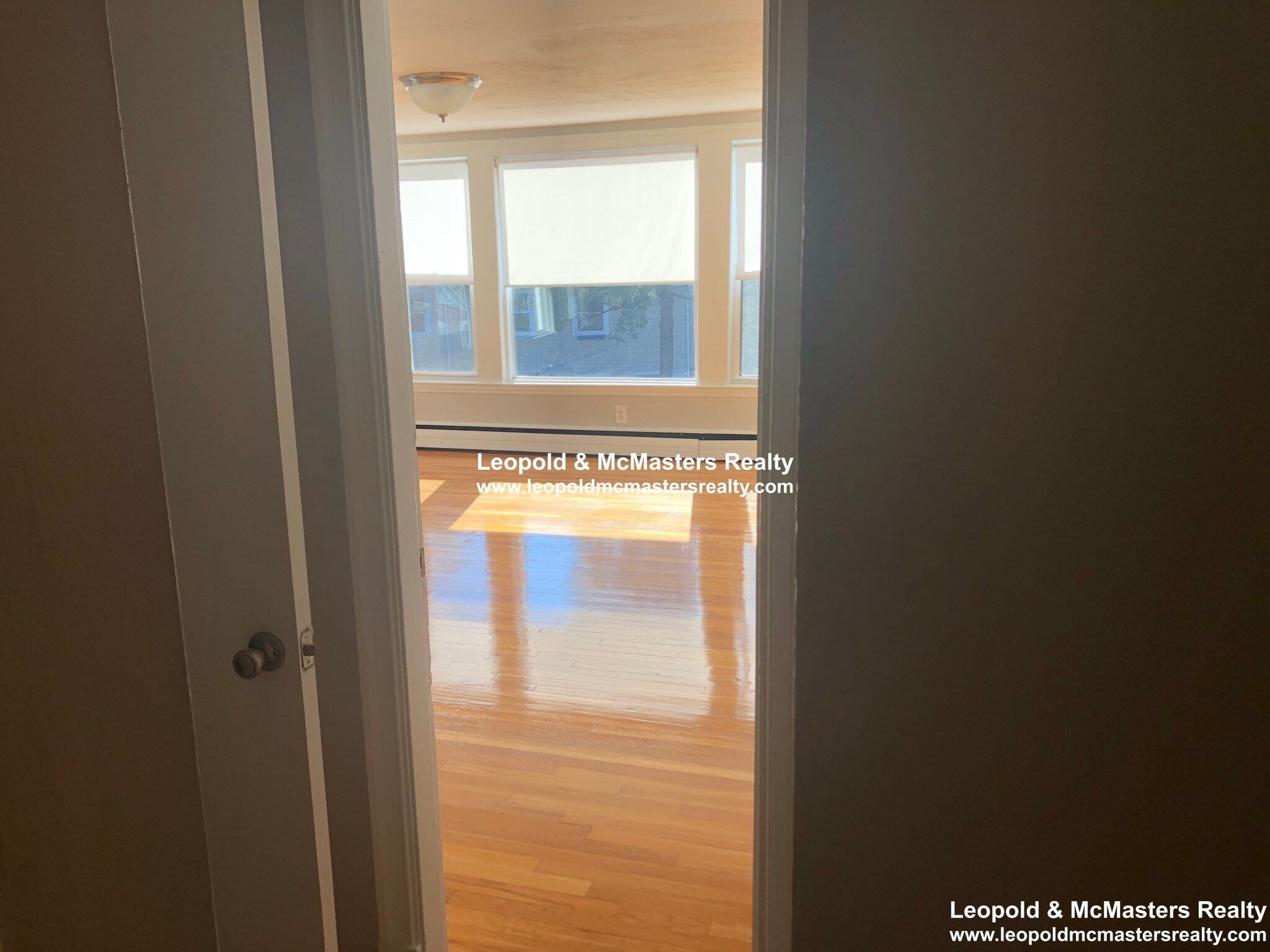 Building Photo - 127 Lanark Rd