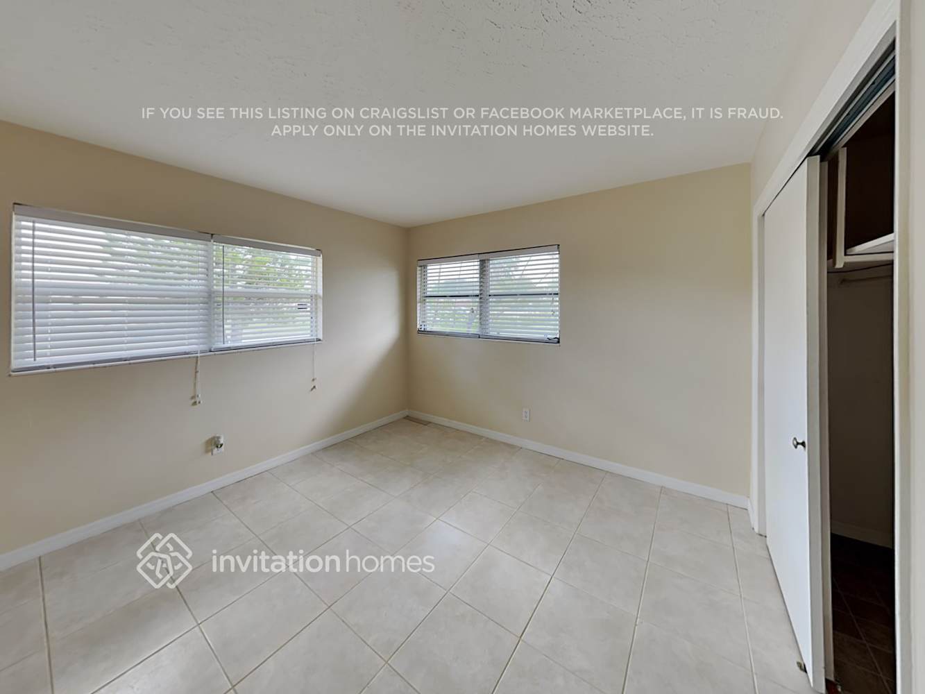 Building Photo - 3144 Bougainvillea St