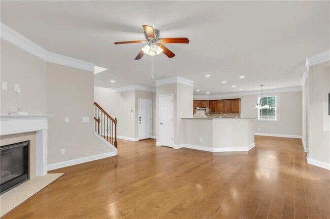 Building Photo - 3295 Carrick Rd