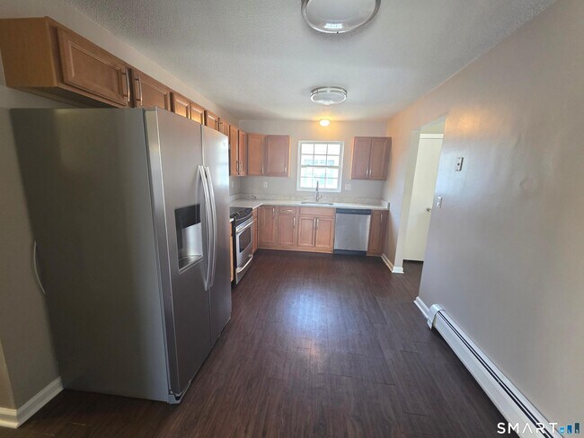 Building Photo - 15 Mc Donald Ave