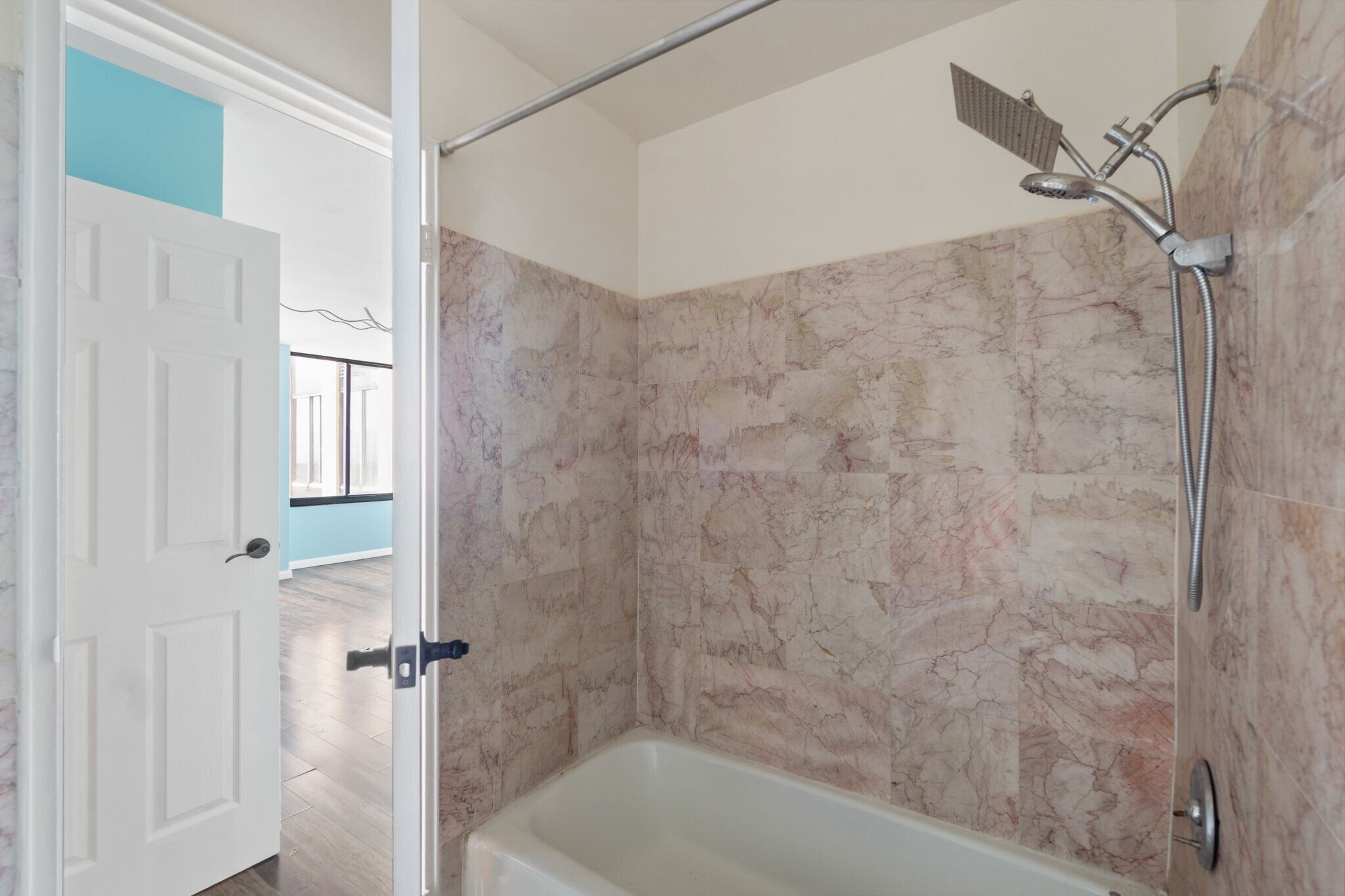 Building Photo - 200 Winston Dr