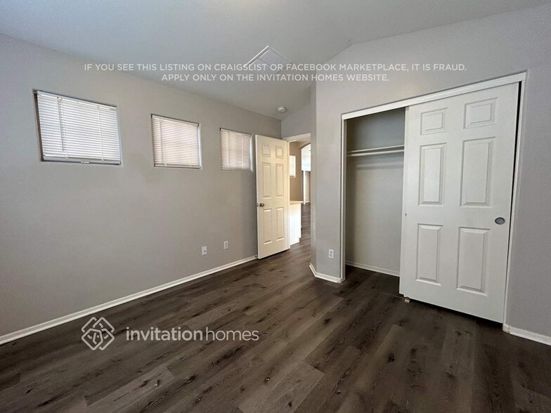 Building Photo - 8524 W Chickasaw St