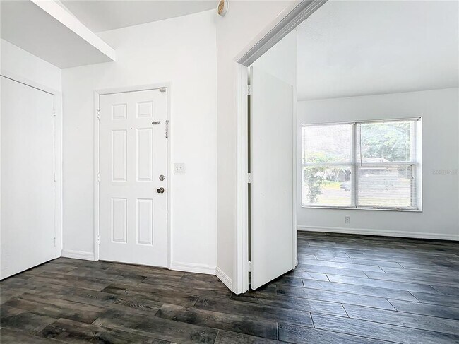 Building Photo - 5716 Delano Ln