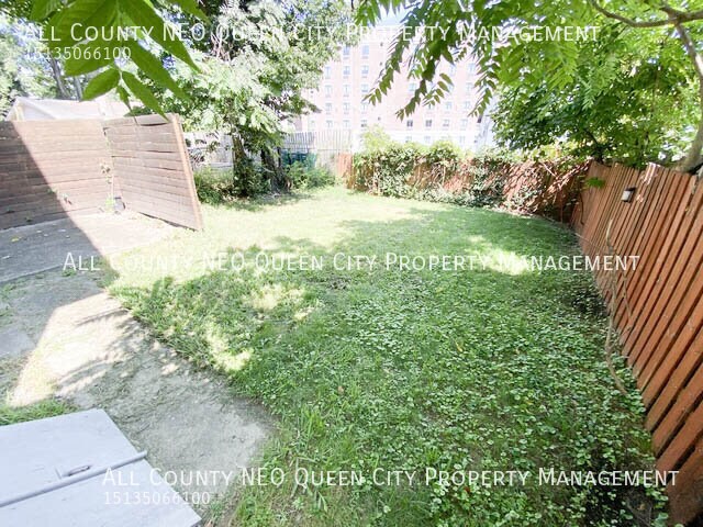 Building Photo - 2348 Highland Ave