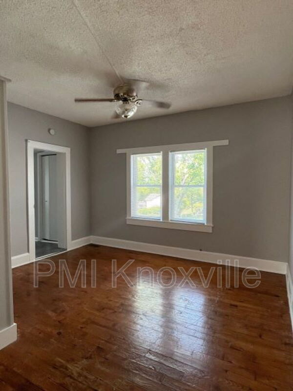 Building Photo - 3089 Washington Pike