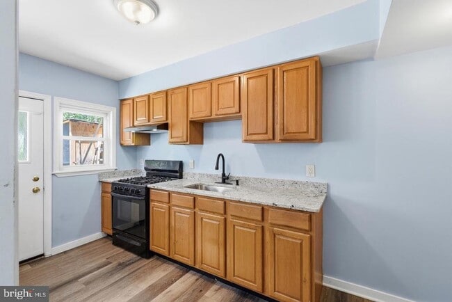 Building Photo - 934 Argonne Dr