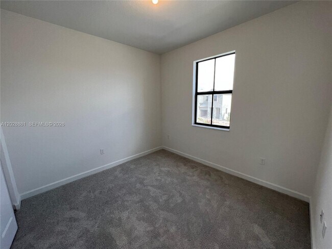 Building Photo - 23464 SW 129th Ave