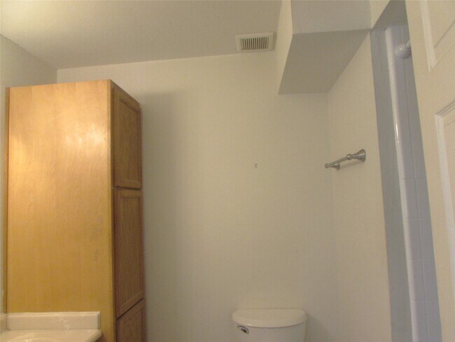 Building Photo - 16706 Running Quail Ct