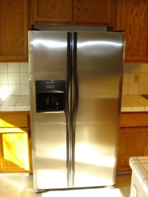 Building Photo - SINGLE STORY 3 BEDROOM, 2 BATH, & 2 CAR IN ROSEVILLE!