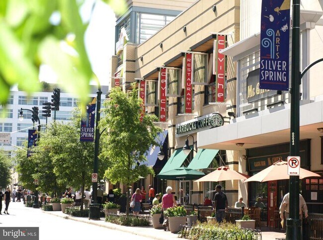 Building Photo - 8205 Grubb Rd