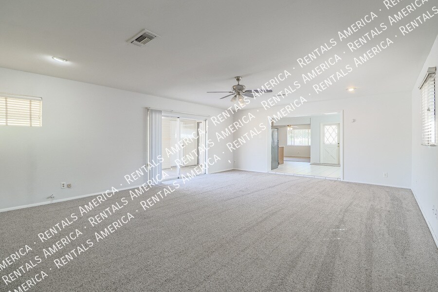 Building Photo - 1314 N 70th St