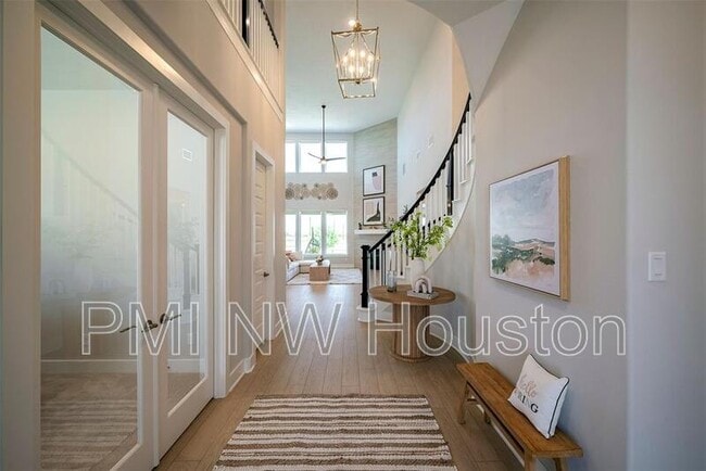 Building Photo - 244 Summer Sunrise Dr