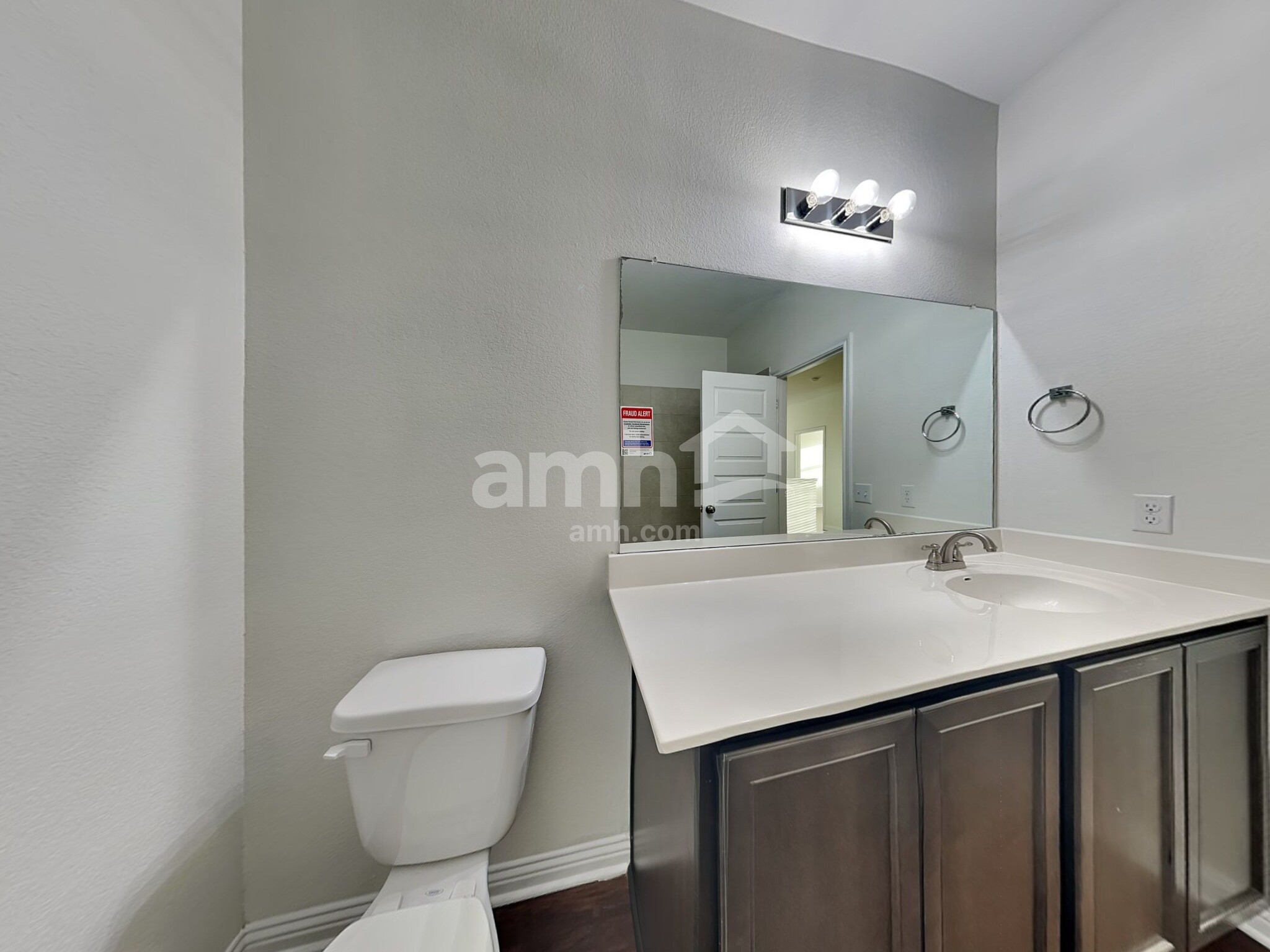 Building Photo - 5813 Monmarte Cove