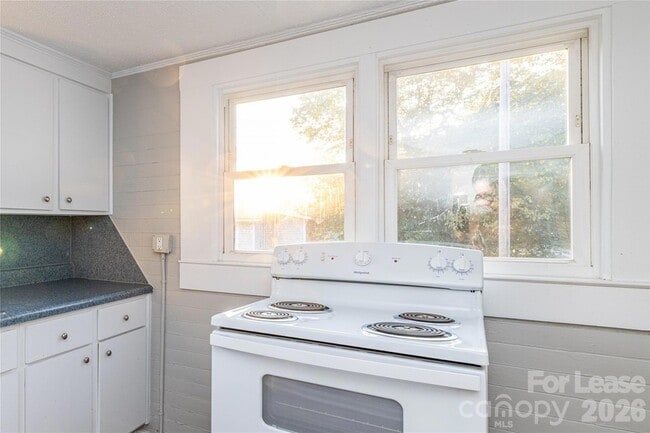 Building Photo - 109 Cleveland Ave