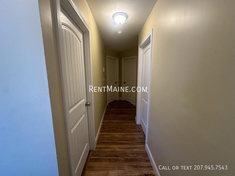 Building Photo - 37 Basketball Ct