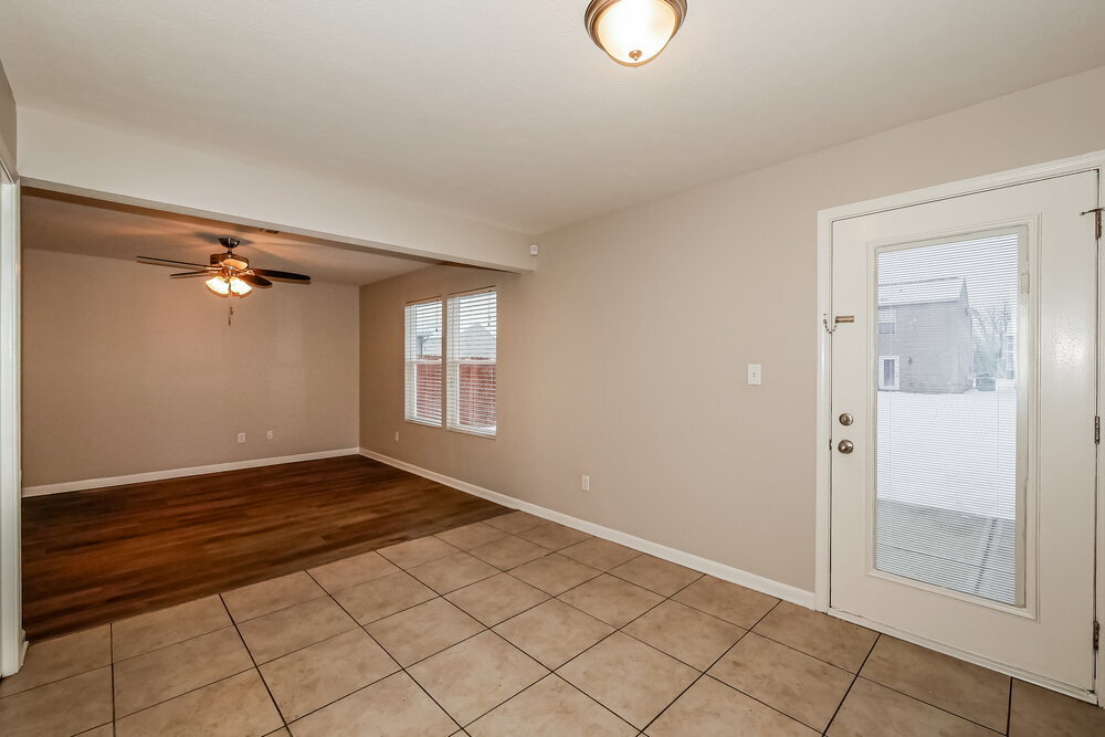 Building Photo - 8042 Grove Berry Way