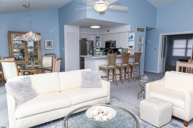 Building Photo - 12 Gull Cove