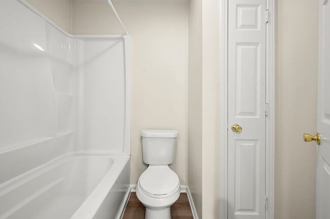 Building Photo - 5379 Rosedown Ct