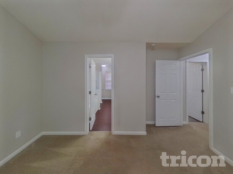 Building Photo - 13113 Woodland Farm Dr