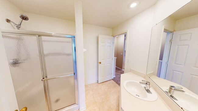 Building Photo - 5003 Ivyvine Blvd
