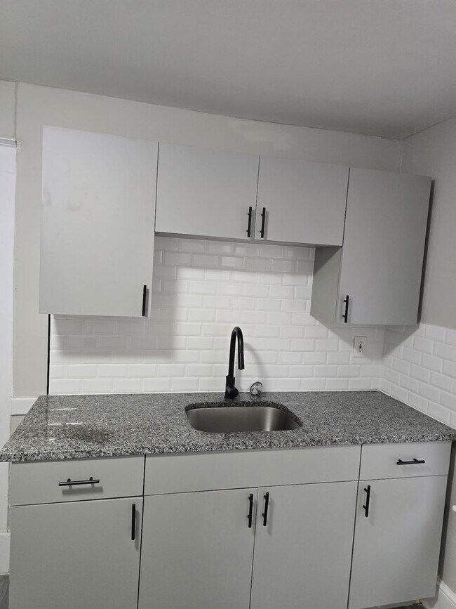 Building Photo - 23-25 Gridley Street