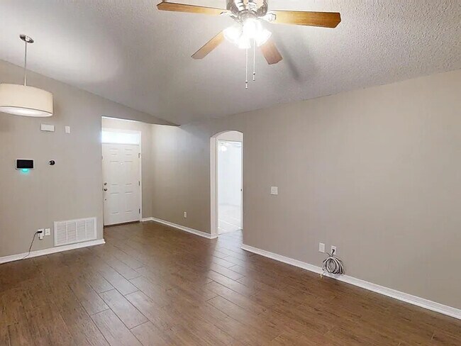 Building Photo - 4888 Makenna Cir