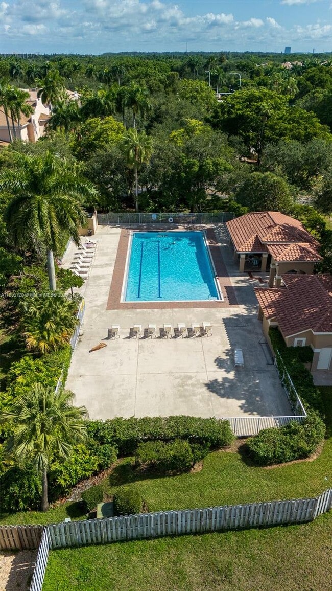 Building Photo - 1462 Springside Dr