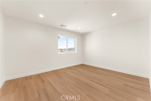 Building Photo - 904 S Hert St