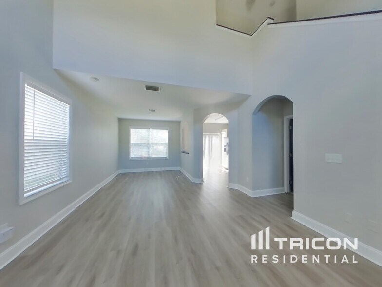 Building Photo - 10031 Landport Way