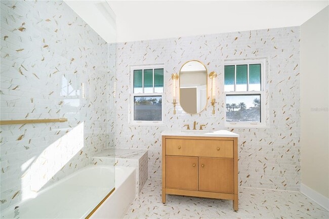 Building Photo - 421 W Fairbanks Ave