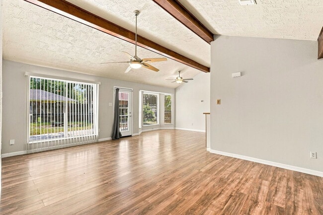 Building Photo - 7623 Kite Hill Dr