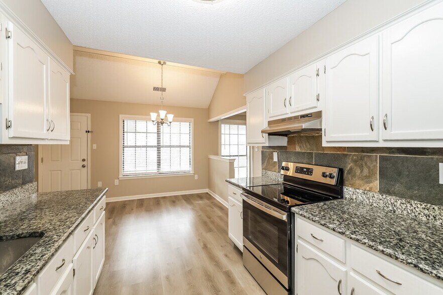 Building Photo - 8163 Cairn Dr